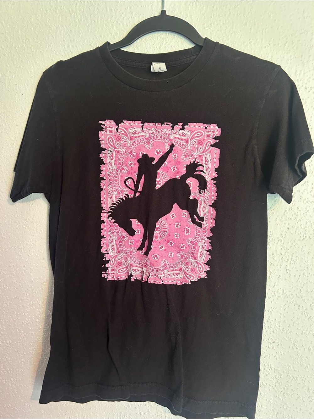 Black Tee with Pink Rodeo Graphic - Unbranded